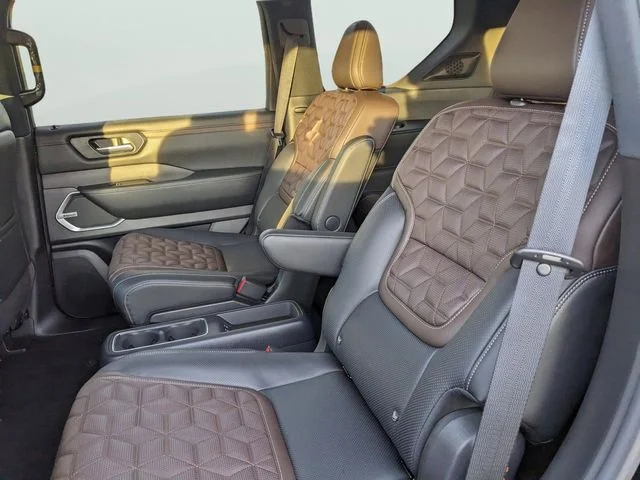 2026 Nissan Armada Platinum Reserve - Photo 14