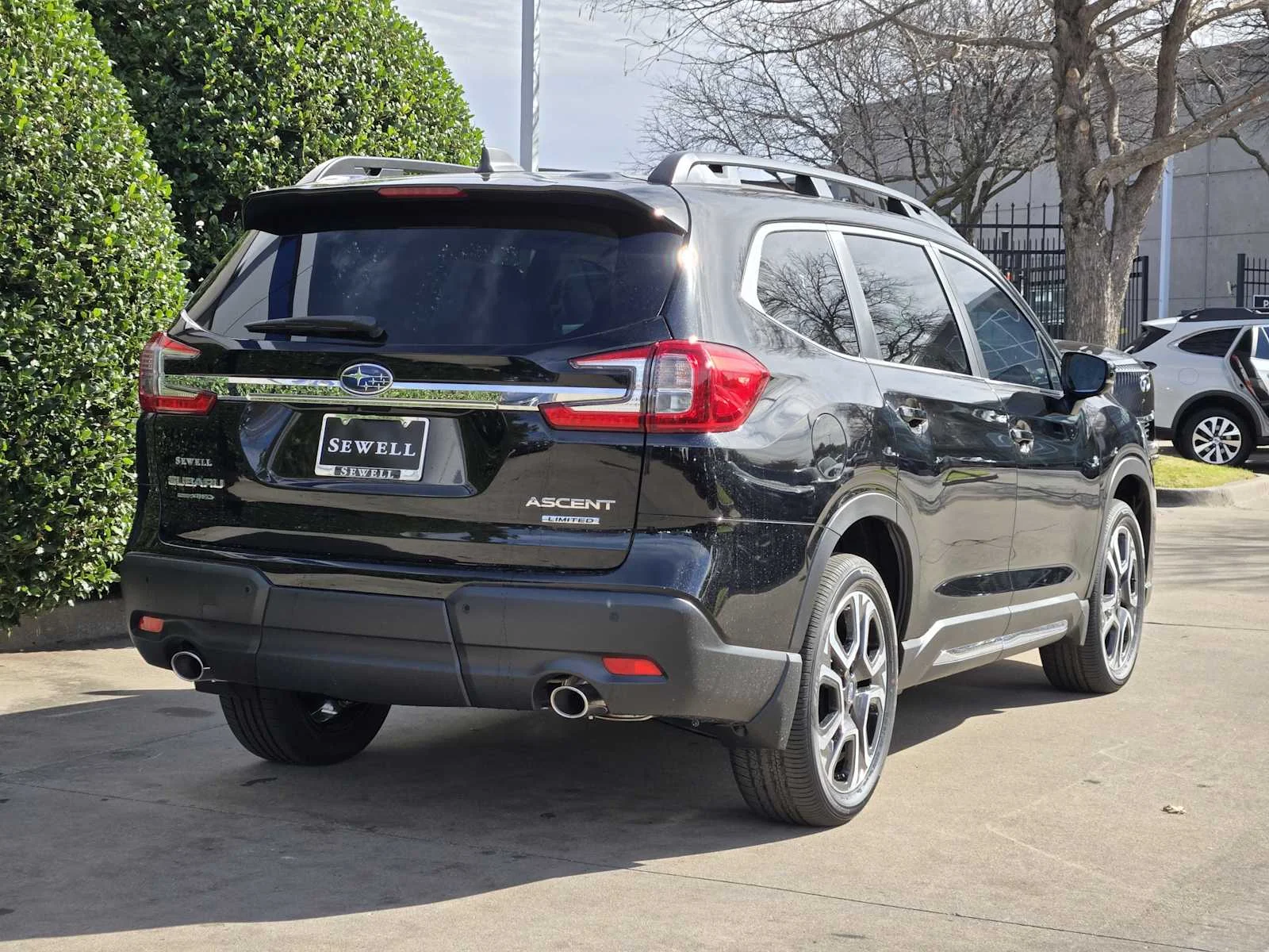 2026 Subaru Ascent Limited - Photo 3