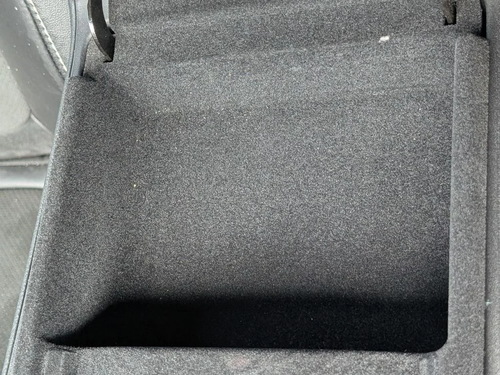 Used 2025 Black Jeep Altitude X image 28