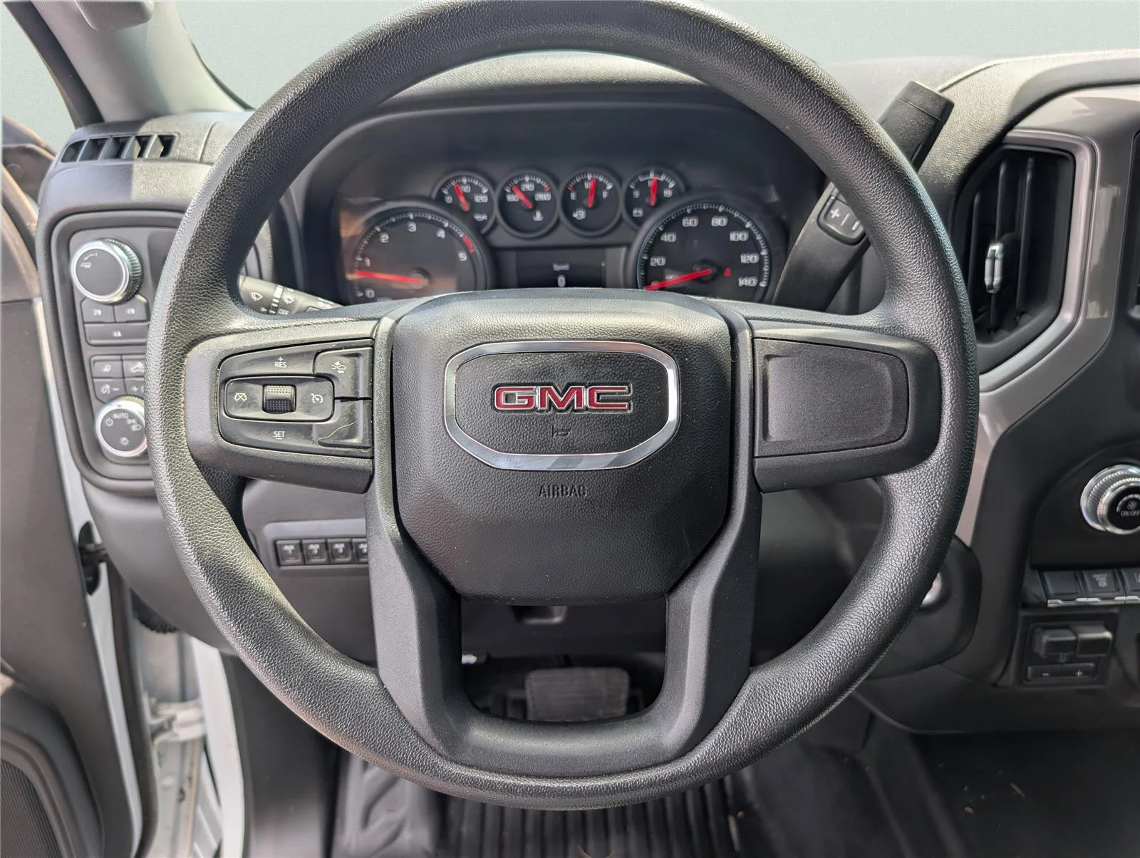 Used 2024 Summit White GMC Pro DRW image 19