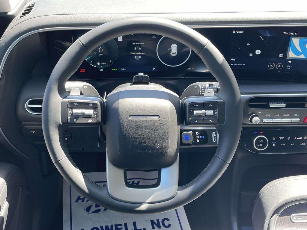 New 2026 Gray Hyundai Blue SEL Premium 7P image 15