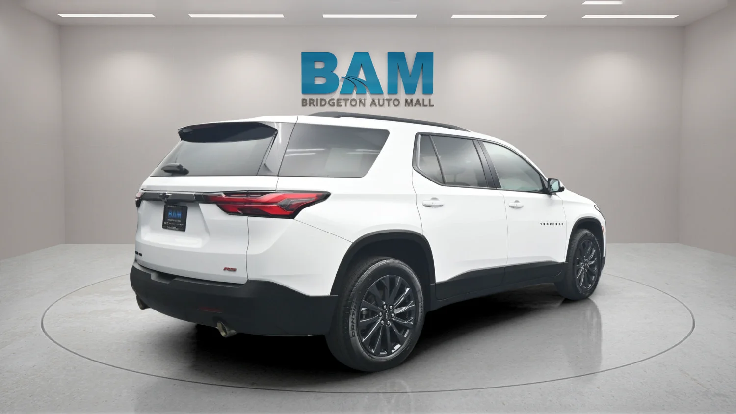 Used 2023 SUMMIT WHITE Chevrolet RS image 6