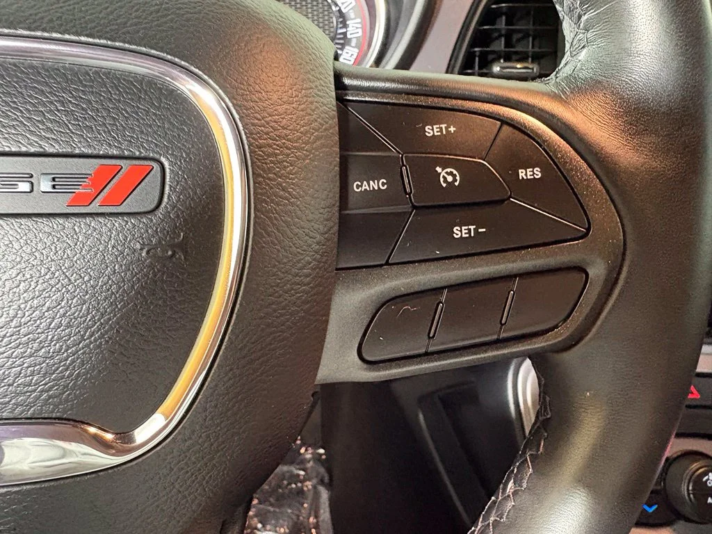 Used 2023 Red Dodge SXT image 23
