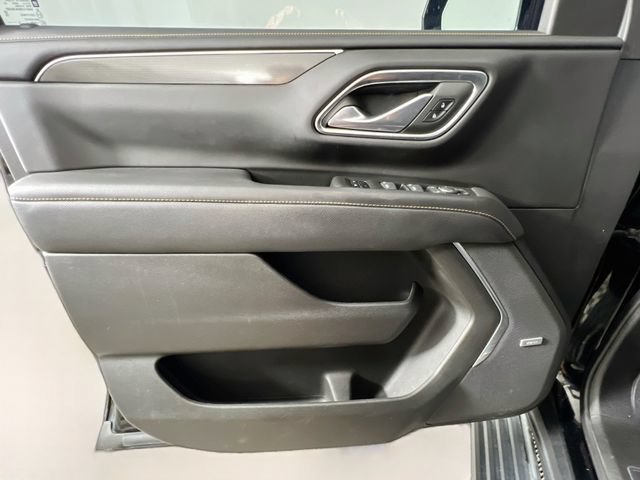 Used 2023 Onyx Black GMC AT4 image 32