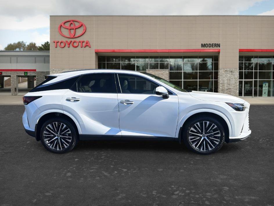 Used 2025 White Pearl Lexus RX 350h Premium Plus image 4