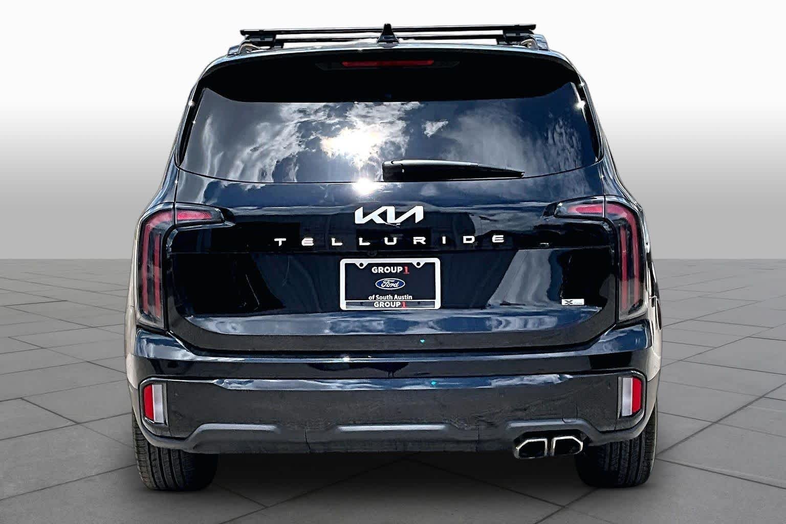 Certified Used 2024 Ebony Black Kia SX Prestige X-Line image 5