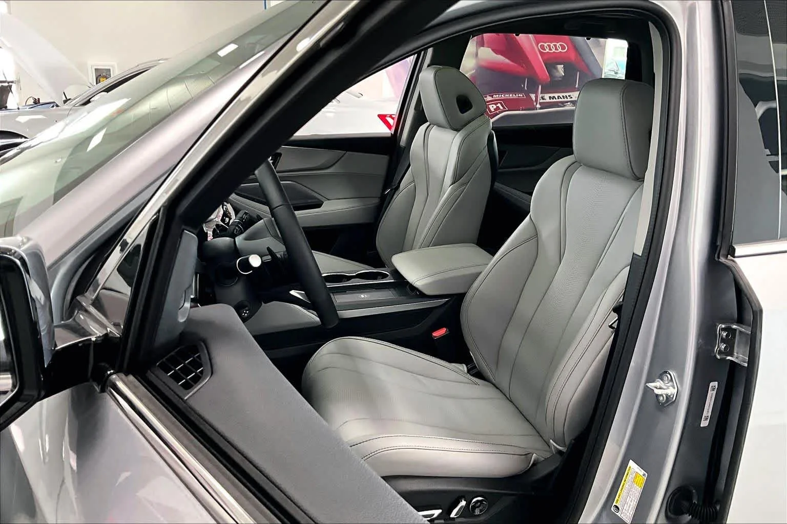 New 2026 Solar Silver Metallic Acura w/Technology Package image 10