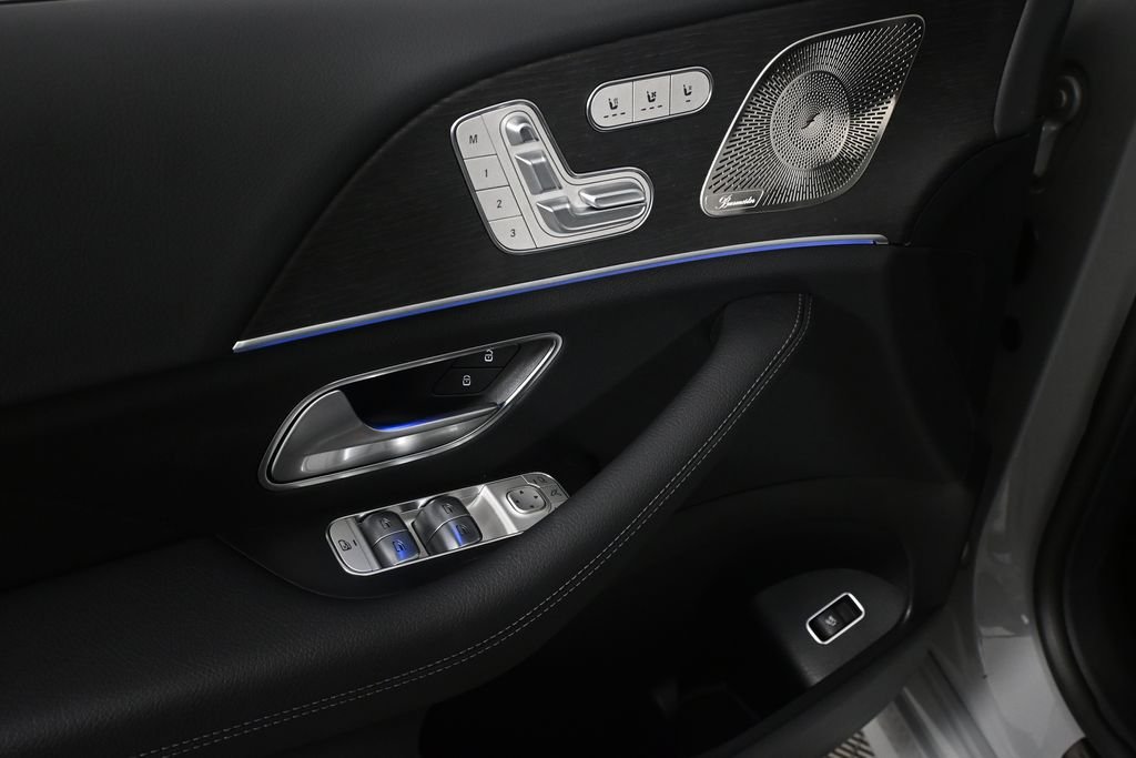 New 2026 MANUFAKTUR Alpine Grey Mercedes-Benz GLE 450 image 8