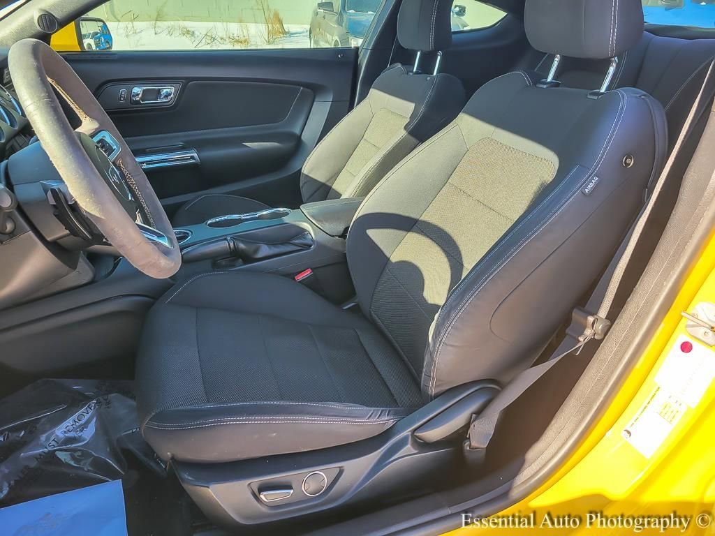 2016 FORD MUSTANG - Image 8