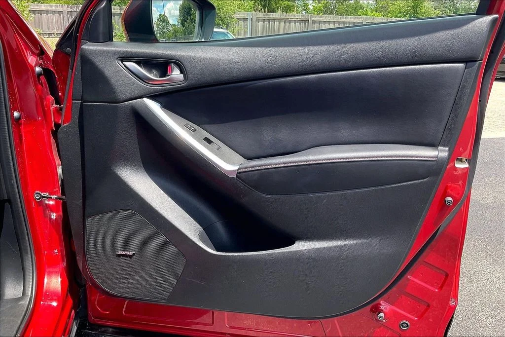 Used 2015 Red Mazda Grand Touring image 24