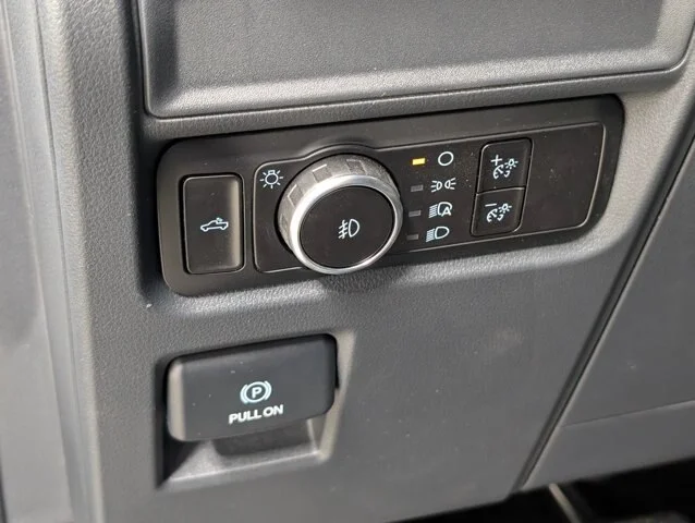 New 2026 Oxford White Ford STX® image 45