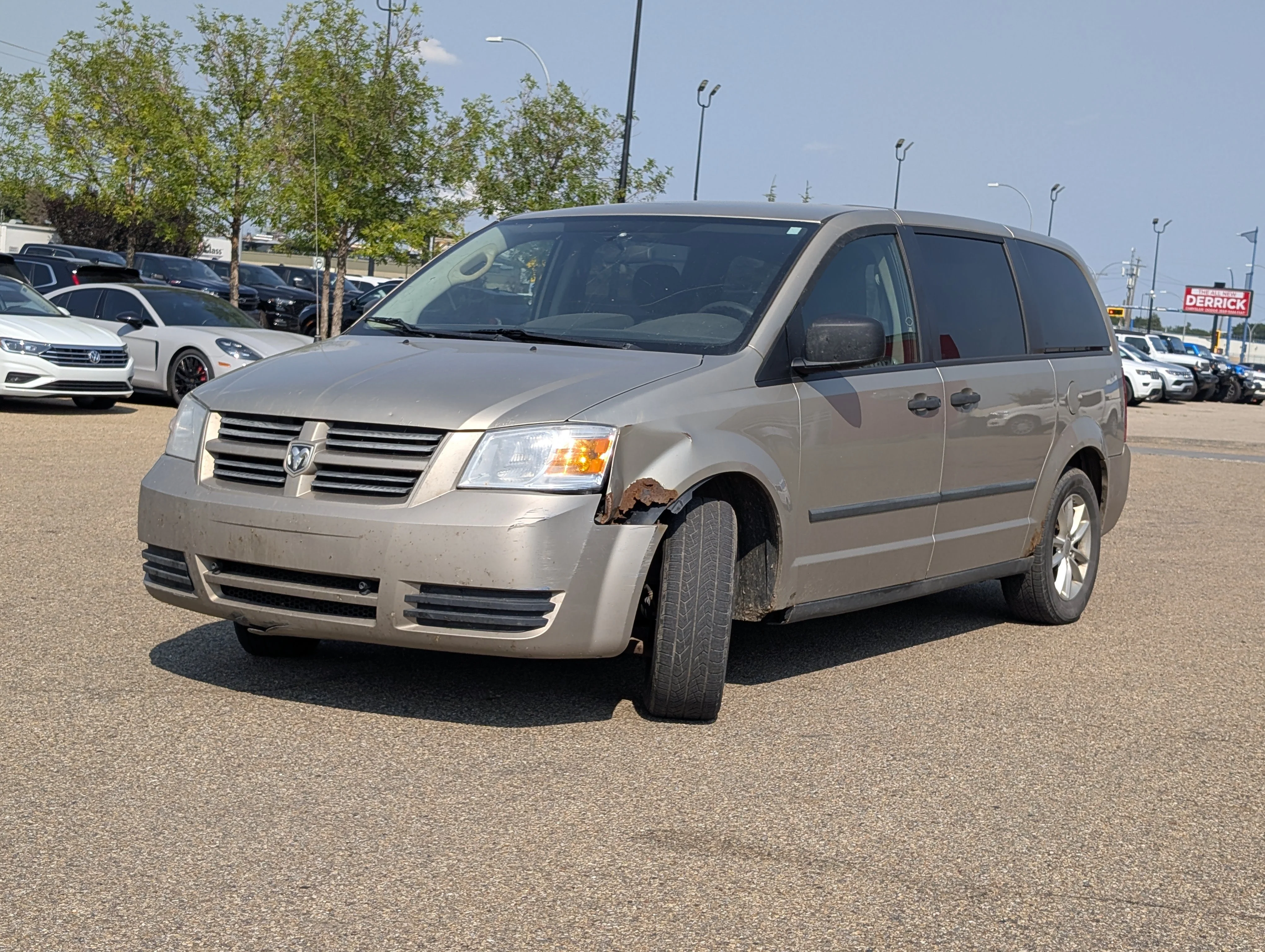 Used 2008 Light Sandstone Metallic Dodge SE image 3
