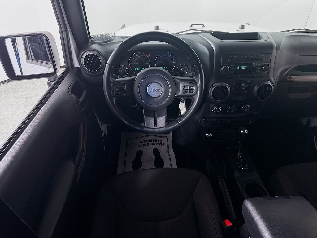 Used 2017 Bright White Clearcoat Jeep Sport image 5