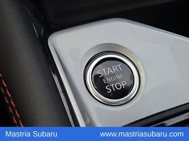 Used 2024 Scarlet Nissan 2.5 SR image 15