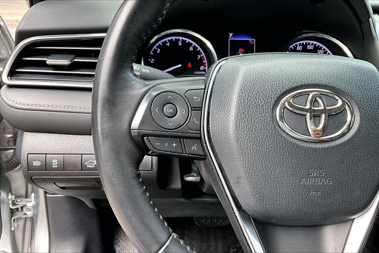 Used 2020 Silver Toyota SE image 10