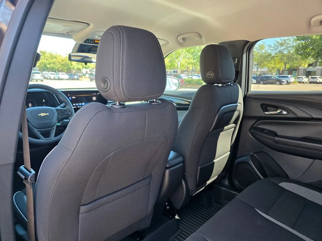 New 2026 Mosaic Black Metallic Chevrolet LT image 17