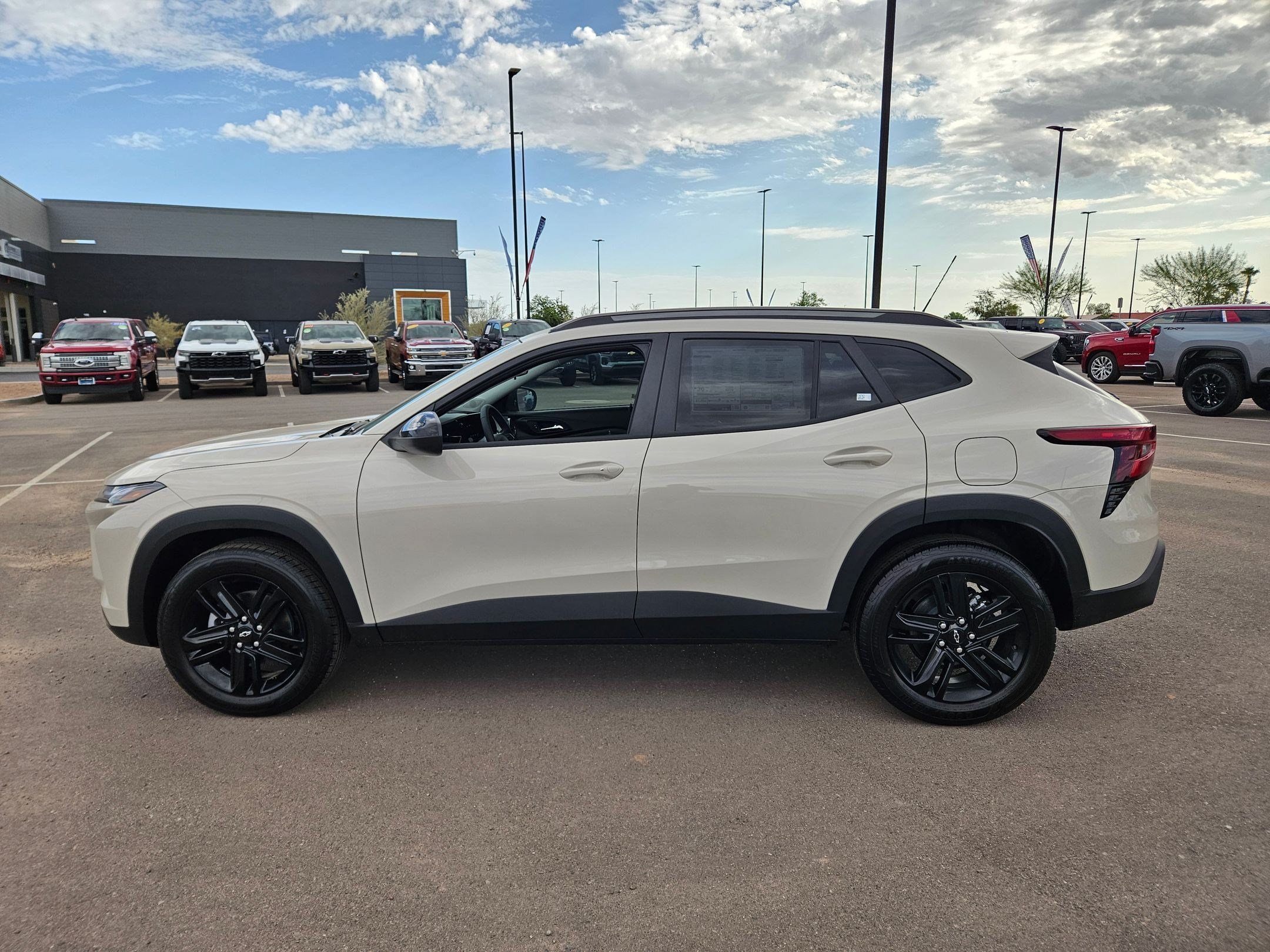 2026 Chevrolet Trax Activ - Photo 14