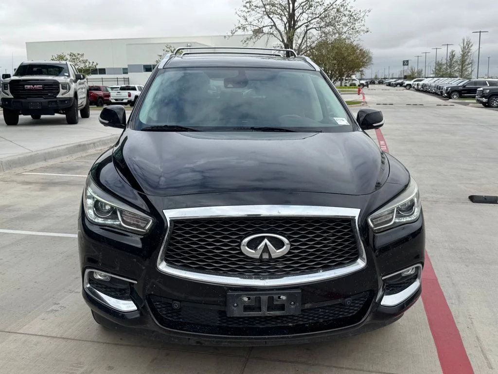 Used 2020 Black INFINITI LUXE image 5