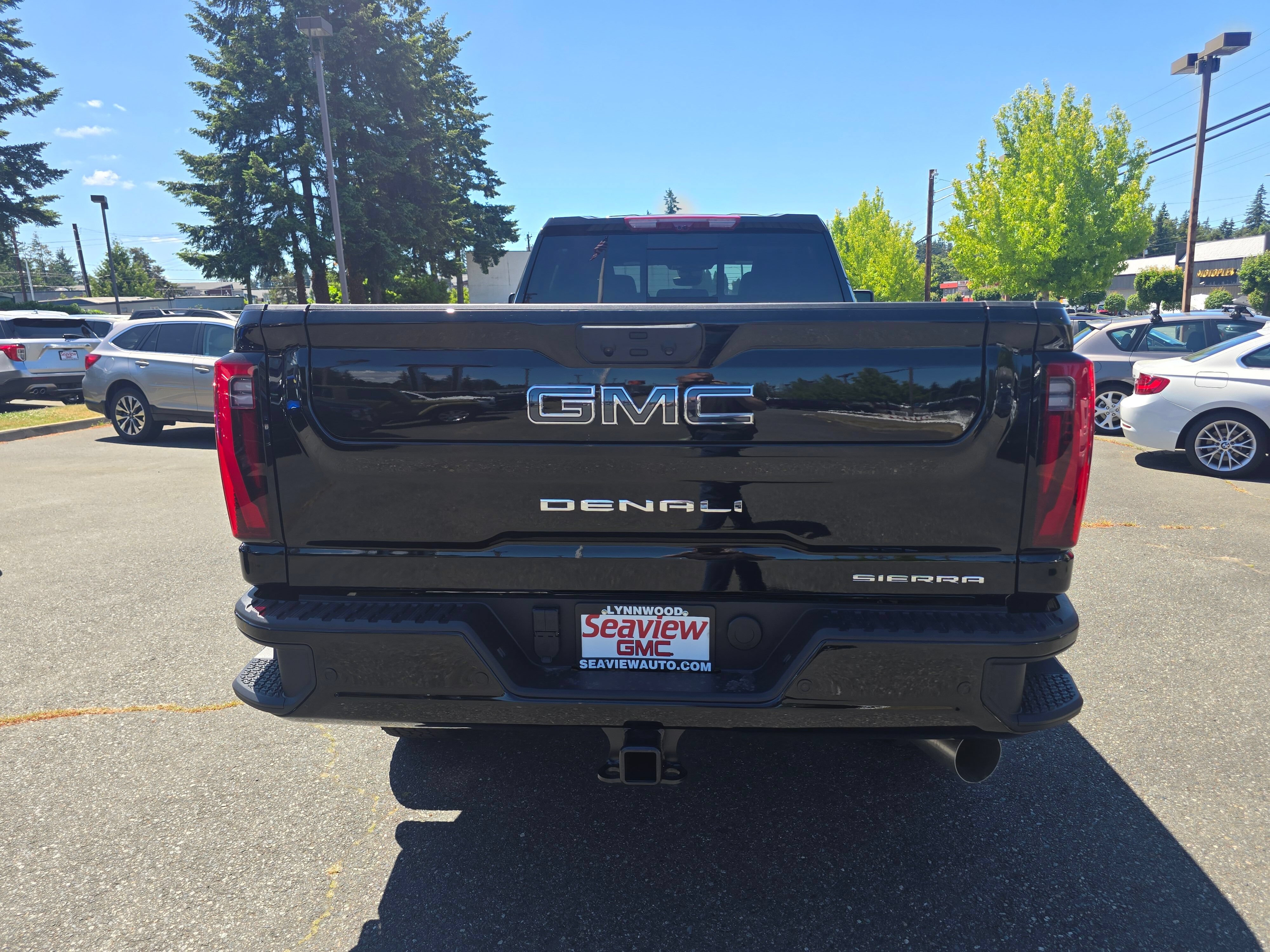 New 2026 Onyx Black GMC Denali Ultimate image 4