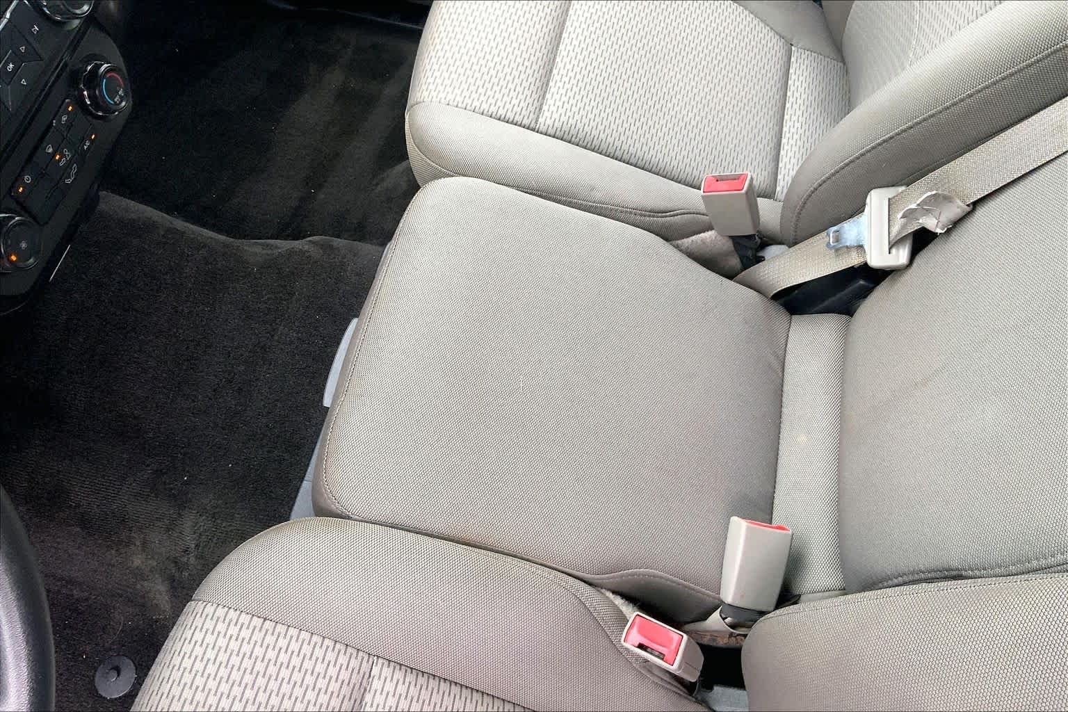 Used 2018 Oxford White Ford XLT image 17