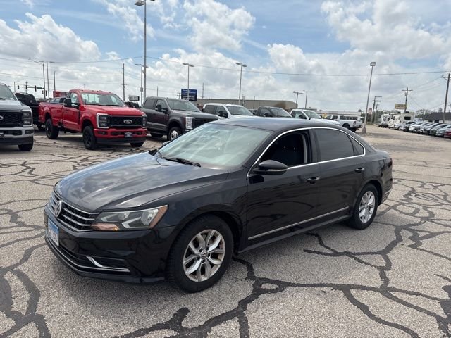 2017 Volkswagen Passat S