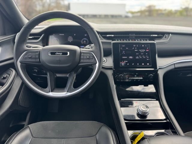 Used 2023 Gray Jeep Altitude X image 13