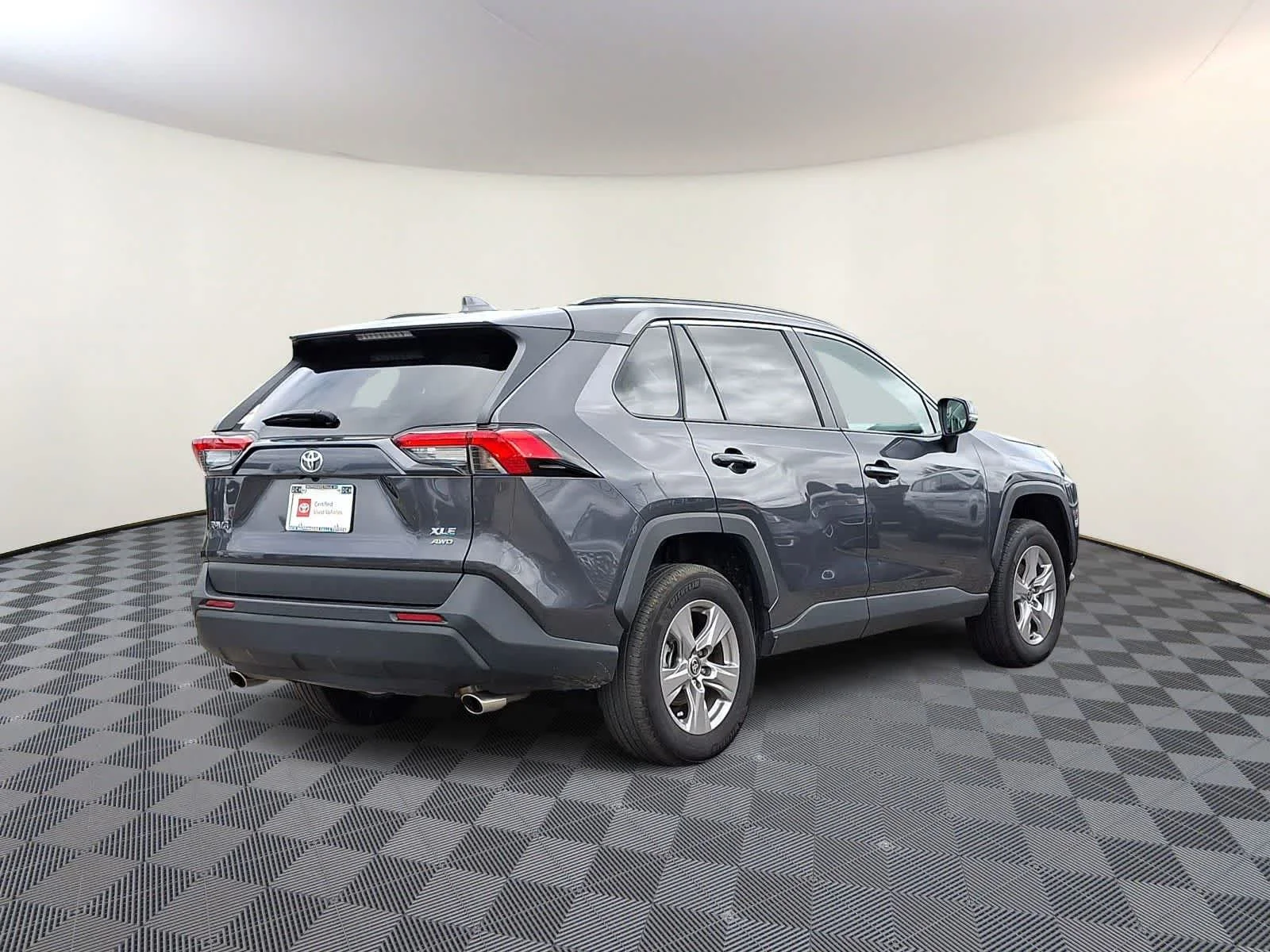 Certified Used 2025 Magnetic Gray Metallic Toyota XLE image 5