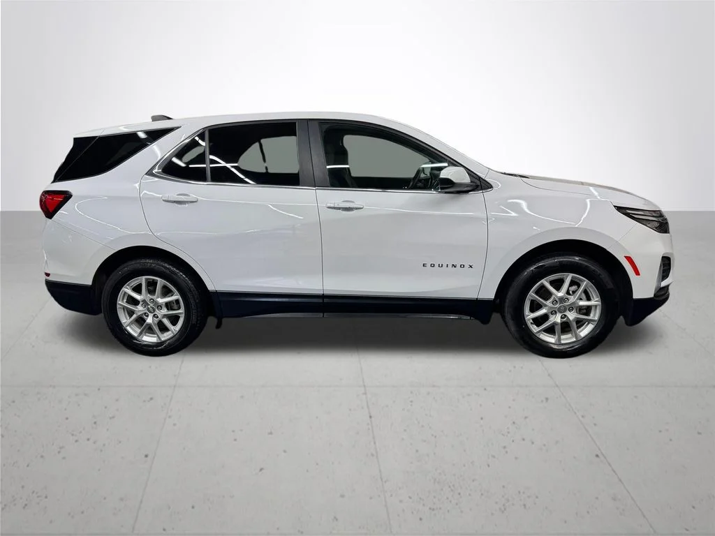 Used 2024 White Chevrolet LT image 9