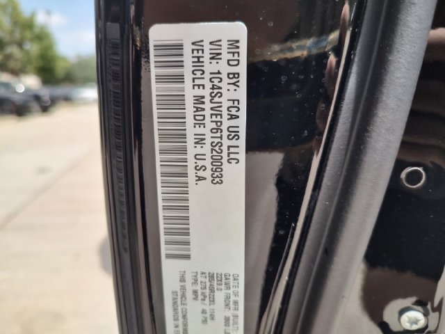 New 2026 High Gloss Black Exterior Paint Jeep Summit Reserve image 33