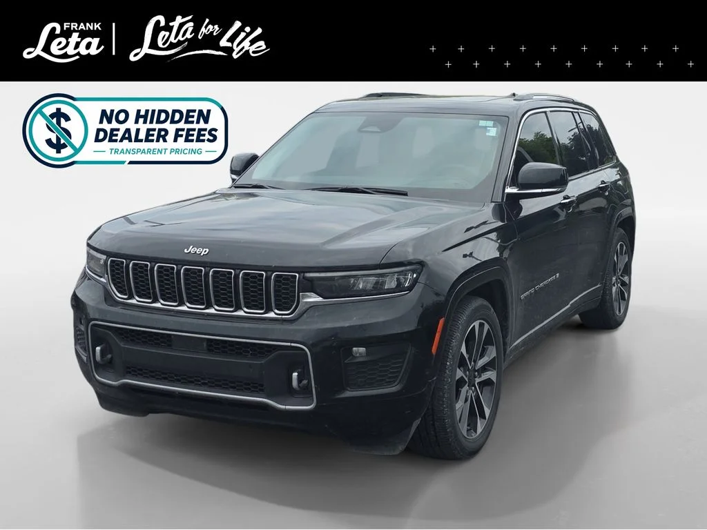 2023 Jeep Grand Cherokee Overland 4x4's photo