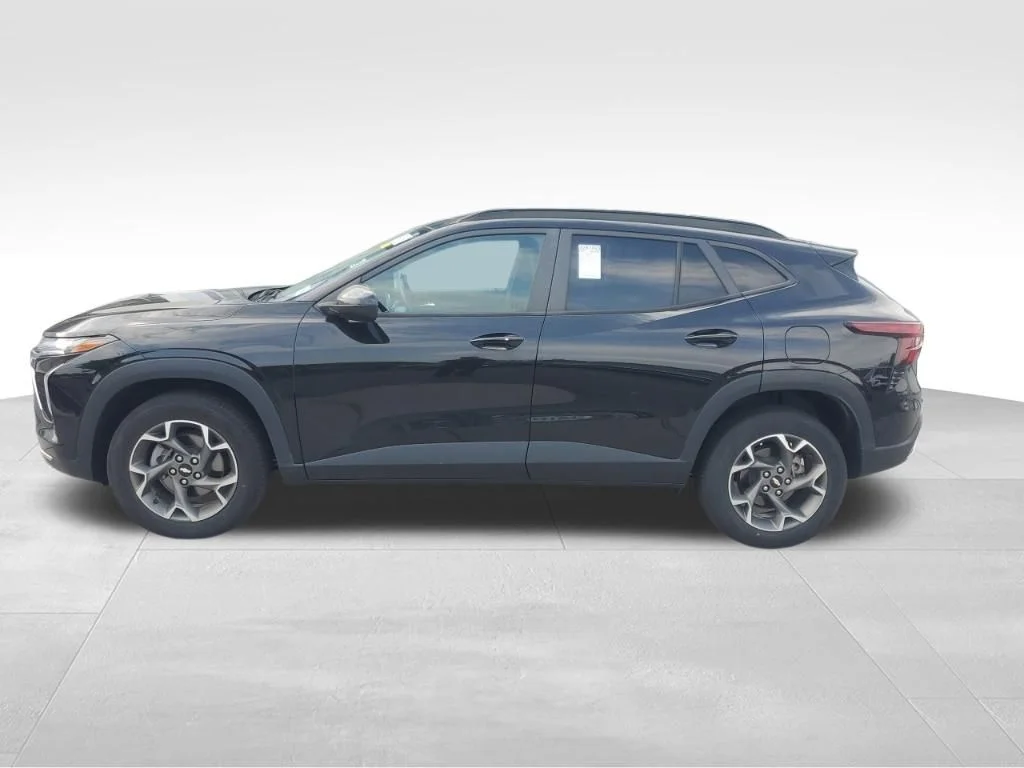 Used 2024 Black Chevrolet LT image 2