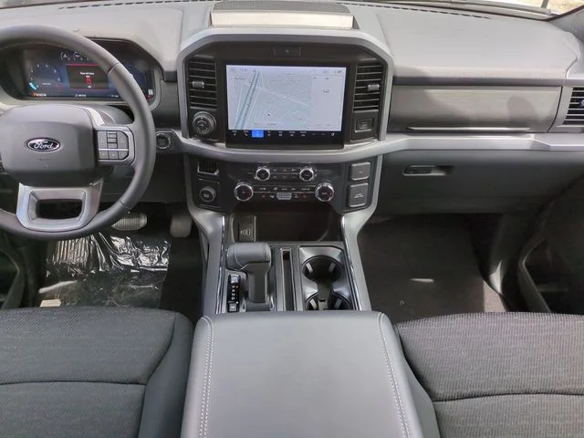 New 2026 Oxford White Ford XLT image 15