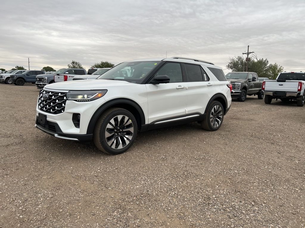 2026 Ford Explorer Platinum 4WD's photo