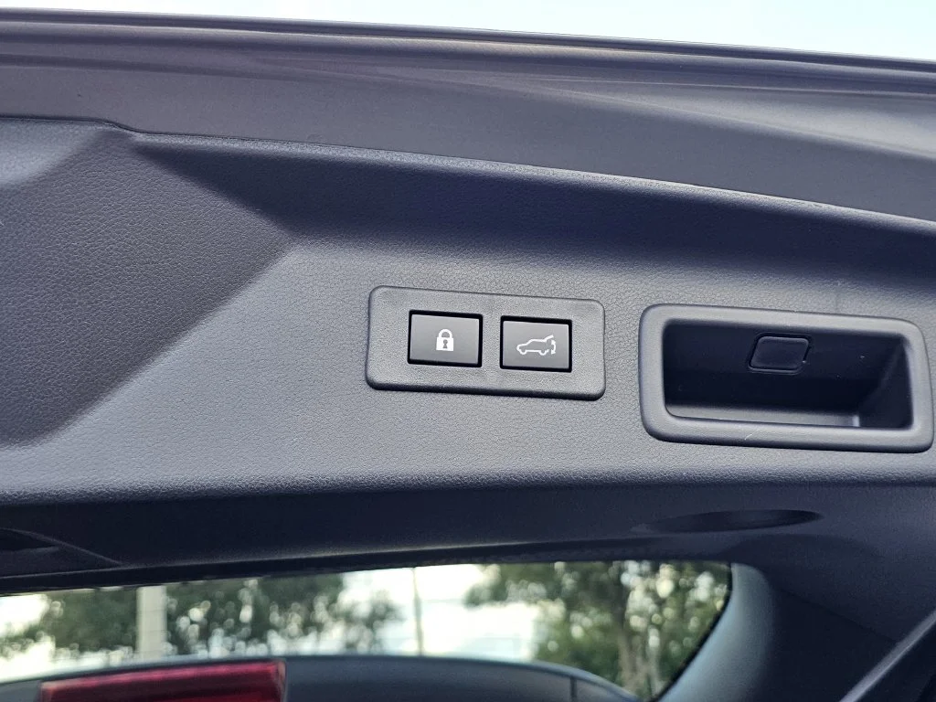 New 2026 RIVER ROCK PEARL Subaru Limited Hybrid image 10