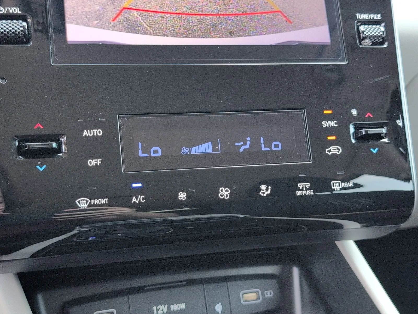 Used 2024 White Hyundai SEL image 20