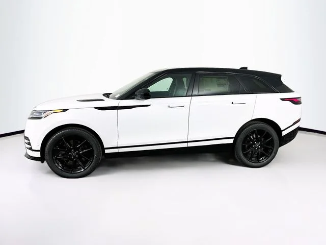 Certified Used 2026  Land Rover Dynamic SE image 8