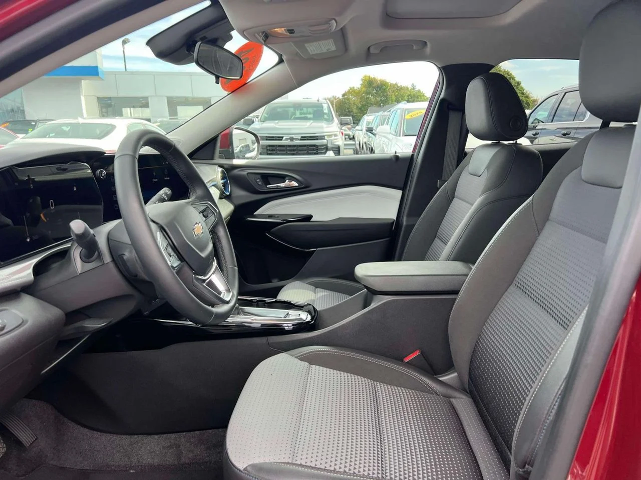 Used 2024 Crimson Metallic Chevrolet FWD LT image 16