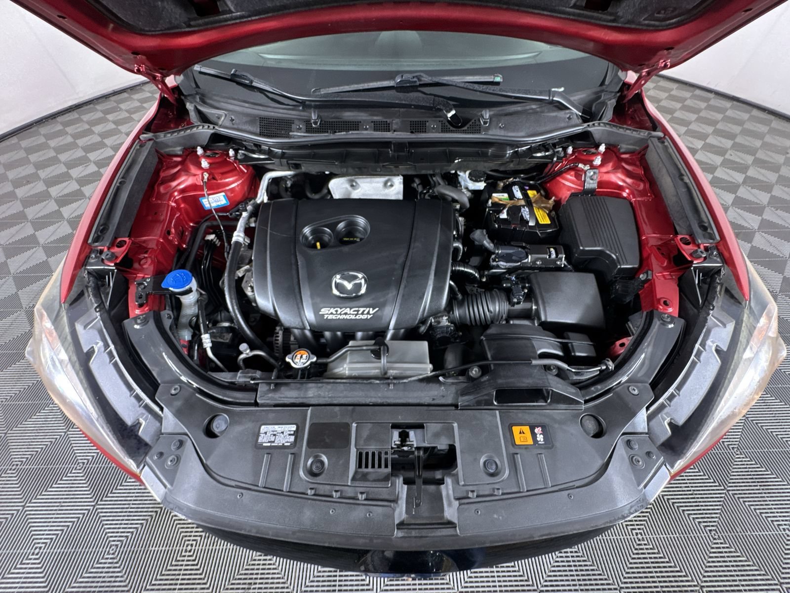 Used 2015 Soul Red Mazda Sport image 25
