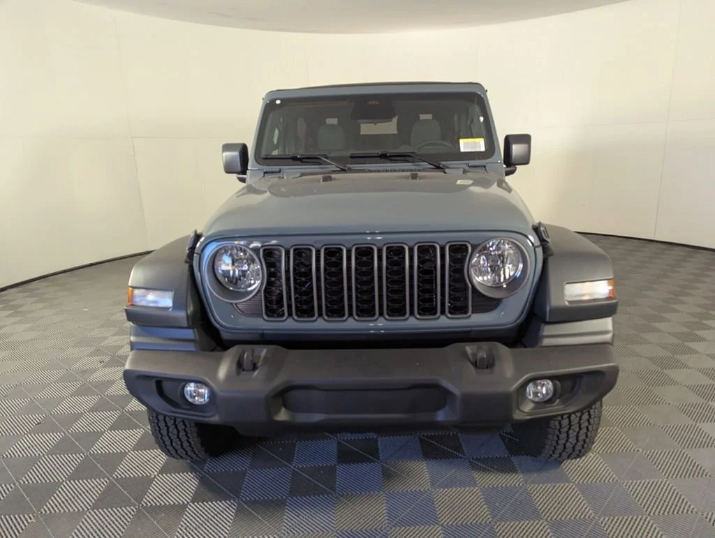 New 2026 Anvil Clear-Coat Exterior Paint Jeep Sport S image 3