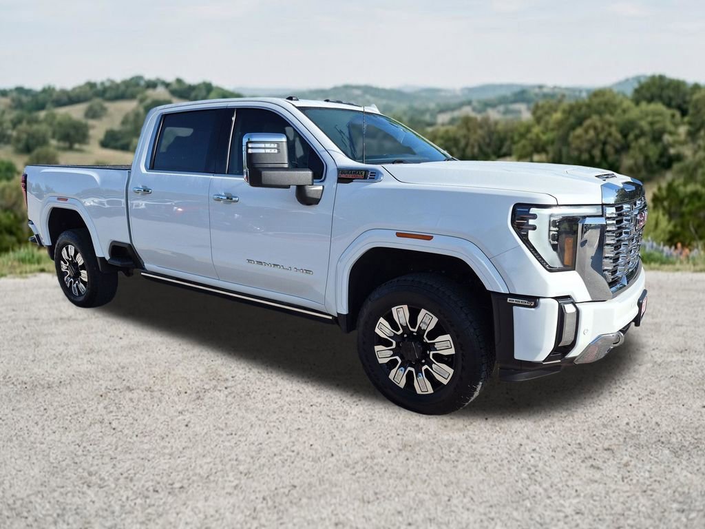 2024 GMC Sierra 4WD Crew Cab Standard Box Denali's photo