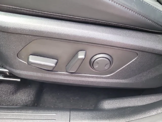 Certified Used 2025 Gray Kia X-Pro Prestige image 20