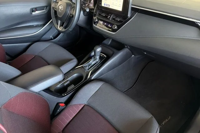 Used 2024 Ice Cap Toyota SE image 21