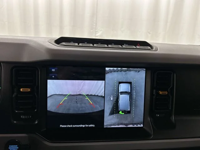 Used 2022 Gray Ford Badlands image 15