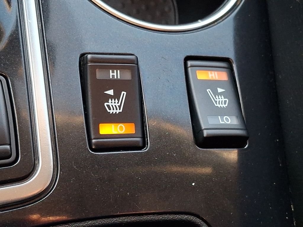 Used 2020 Black Nissan 3.5 SL image 25