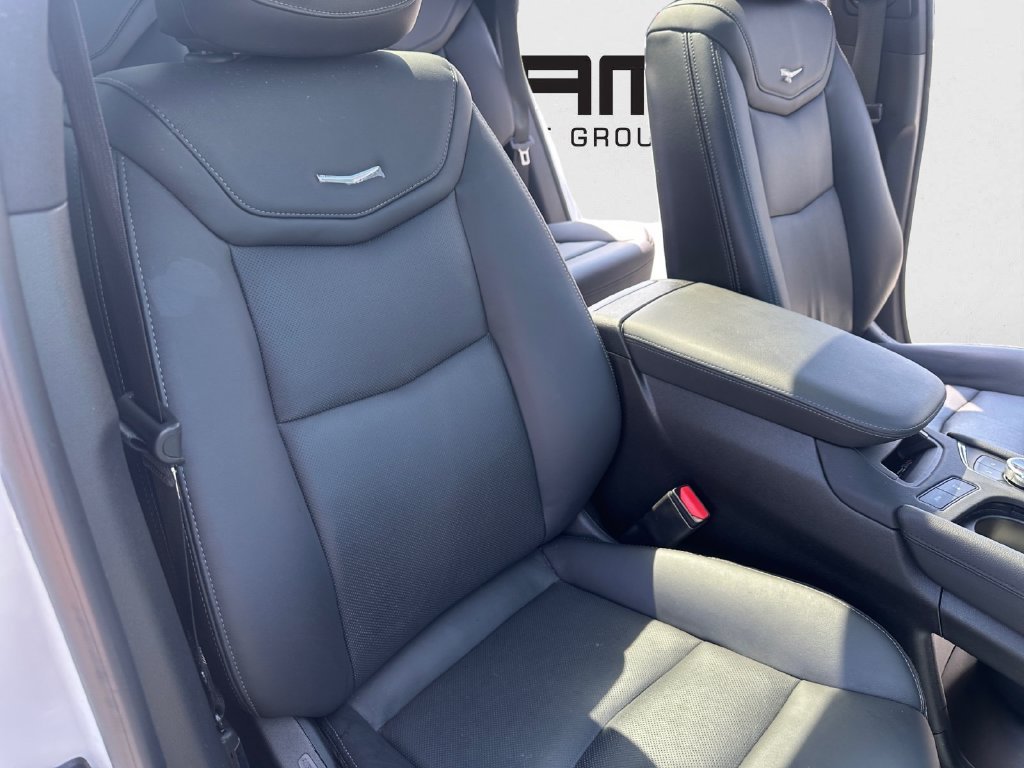 Used 2023 White Cadillac Premium Luxury image 27