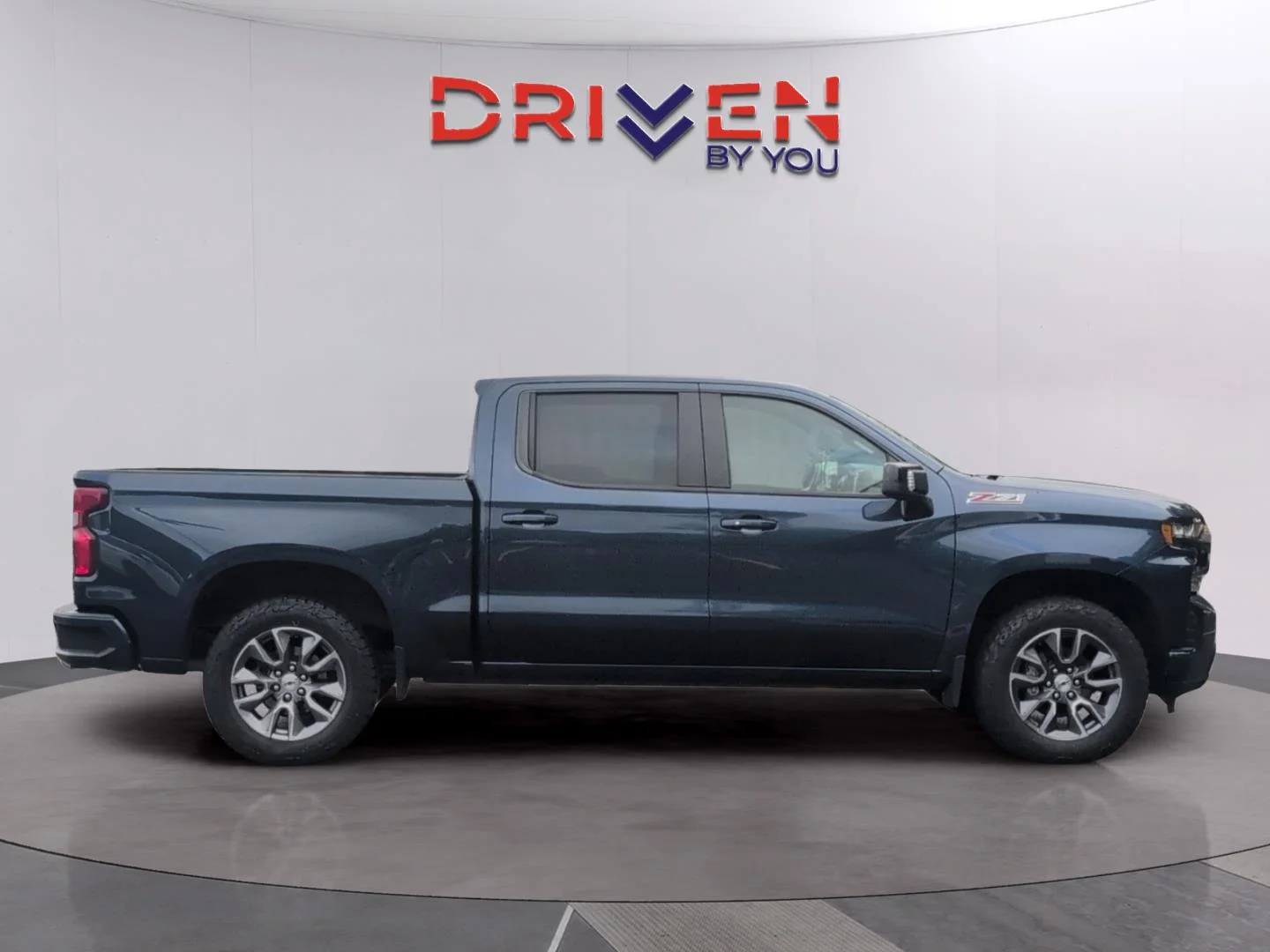 Used 2020 NORTHSKY BLUE METALLIC Chevrolet RST image 6