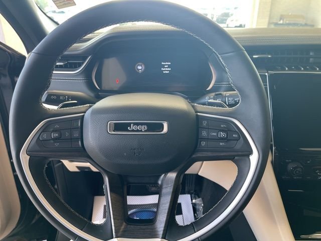 Used 2023 Black Jeep Limited image 15