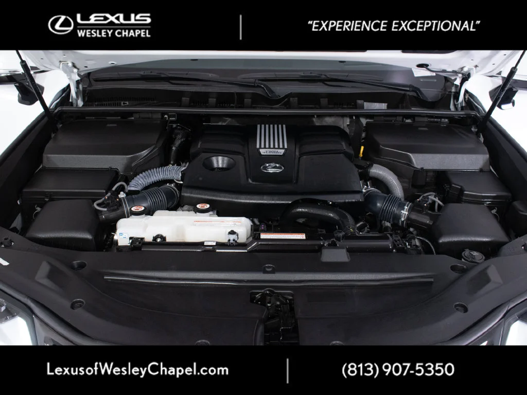 Certified Used 2025 White Lexus 600 F SPORT image 9