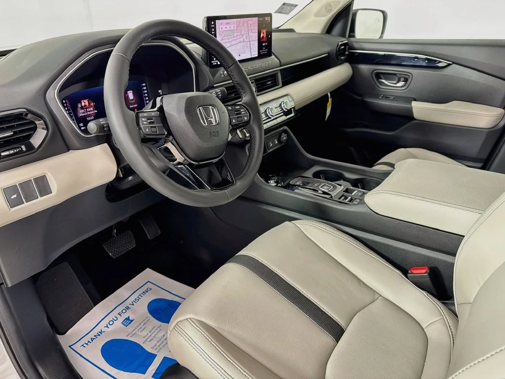 New 2026 Platinum White Pearl Honda RTL image 10