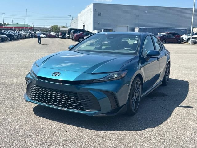 Used 2026  Toyota SE image 9